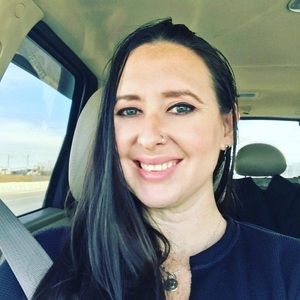 Meet your Posher, Giovanna.